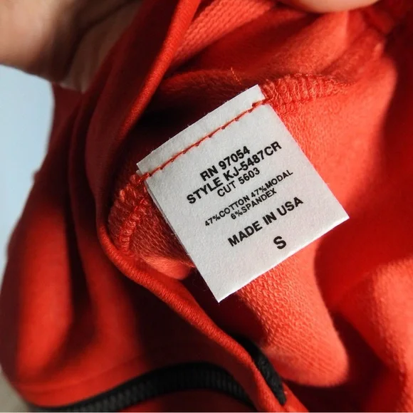 Krisa Crushed Moto Vest in Lipstick - Picture 8 of 8